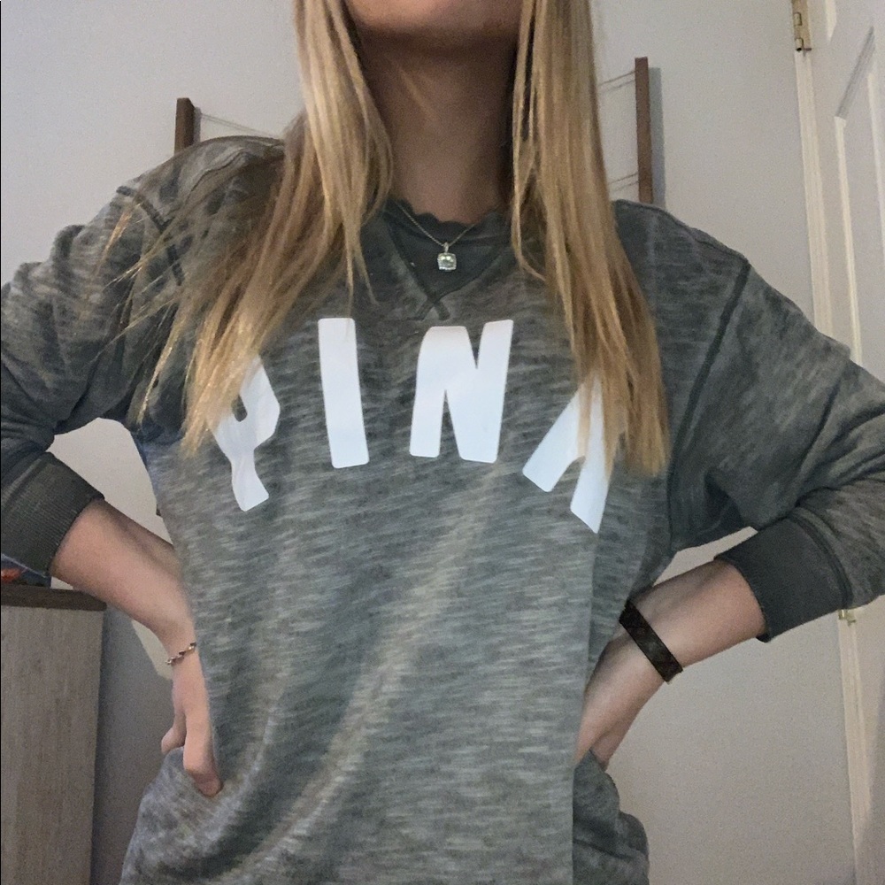 PINK VS LONGSLEEVE offers welcome